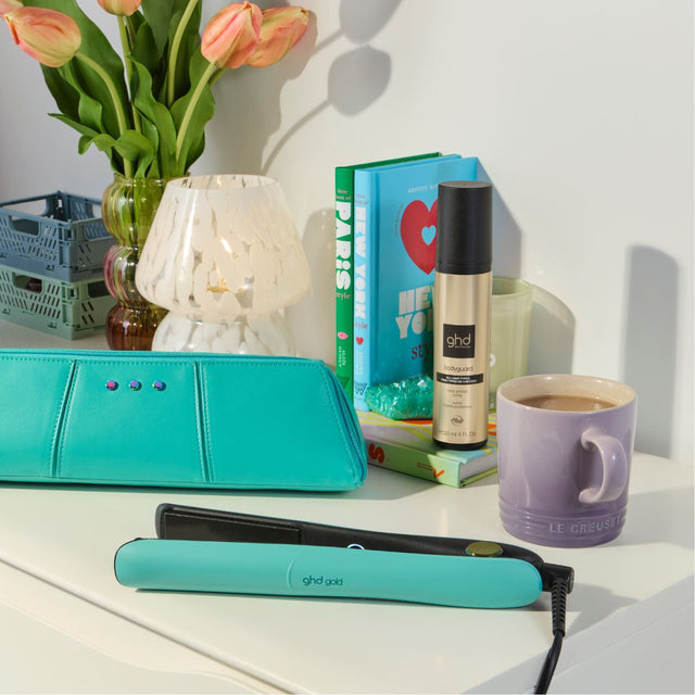Ghd Gold Hair Straightener in Mystic Aqua-Limited Edition